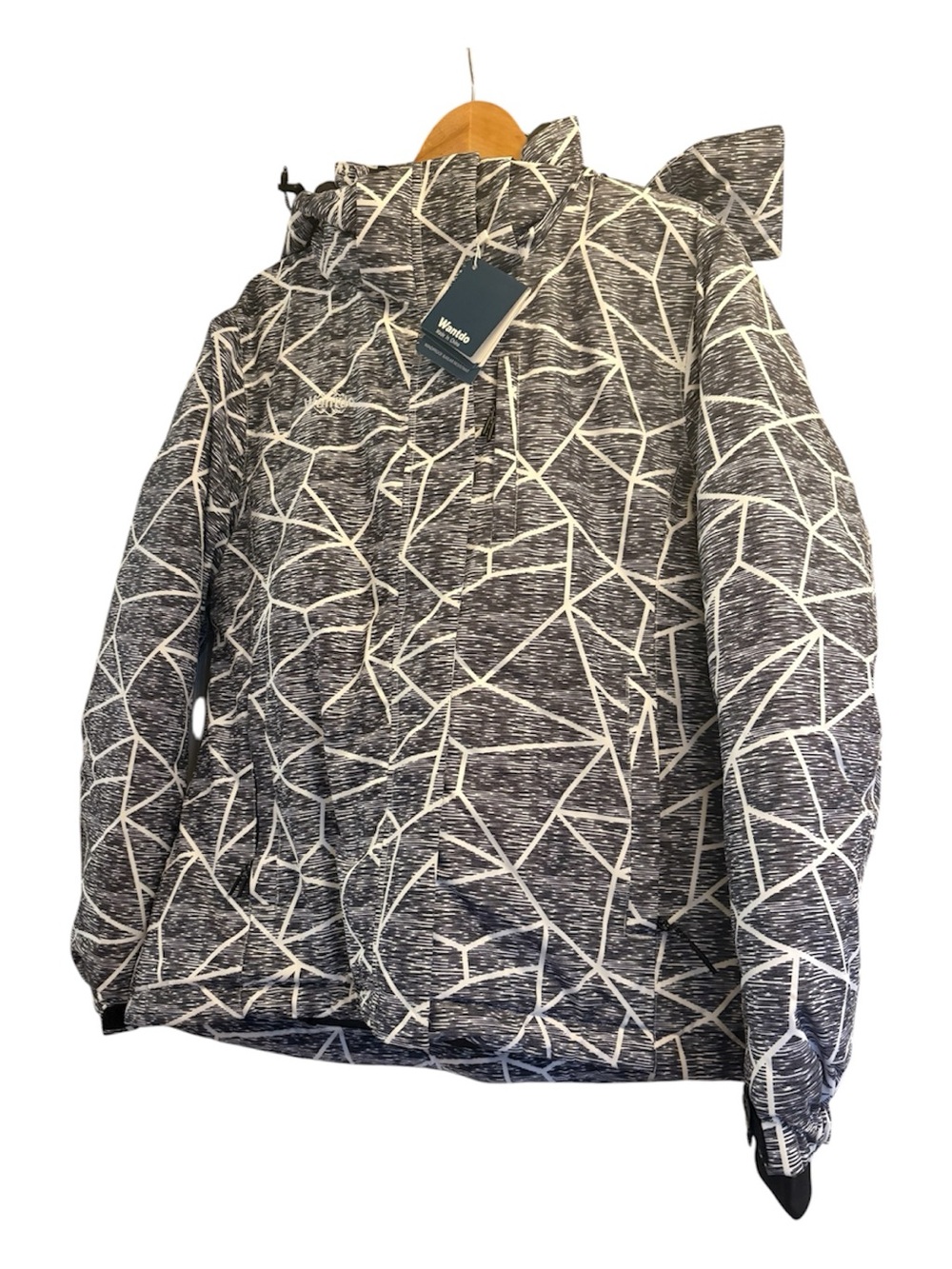 Women’s Wanton ski jacket. Black & White Geometric Puffer Jacket, new with tags.